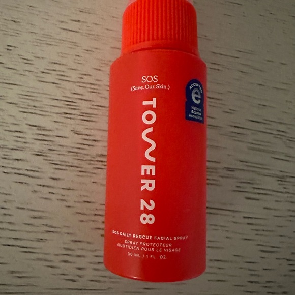 Tower 28 SOS Rescue Spray - Picture 2 of 4